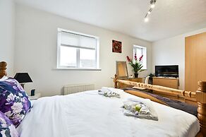 Destination London Docklands