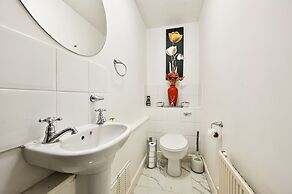 Destination London Docklands