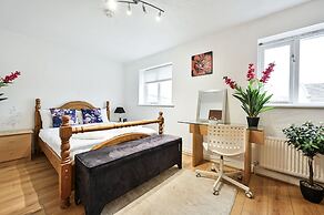 Destination London Docklands