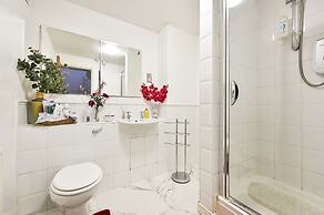 Destination London Docklands