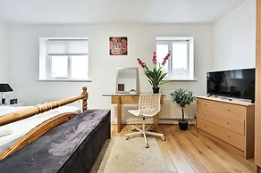 Destination London Docklands