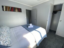 Motuoapa Bay Chalets