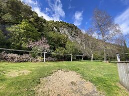 Motuoapa Bay Chalets