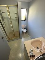 Motuoapa Bay Chalets