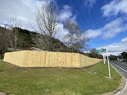 Motuoapa Bay Chalets