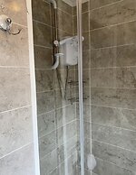 Inviting 2-bed Chalet in Caernarfon