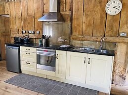 Beautiful Barn Conversion With Wood-burning Stove