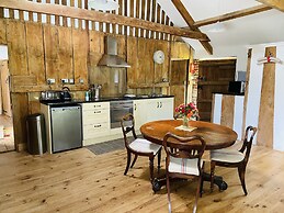 Beautiful Barn Conversion With Wood-burning Stove