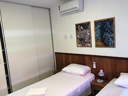 Apartamento na região de Guarajuba