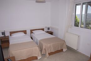 Spacious, Modern Villa in Asomatos, Crete, Greece