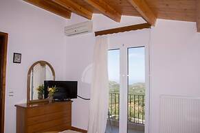 Spacious, Modern Villa in Asomatos, Crete, Greece