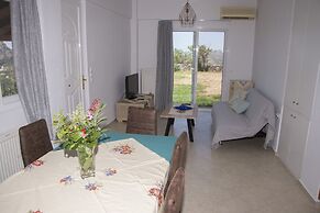 Spacious, Modern Villa in Asomatos, Crete, Greece