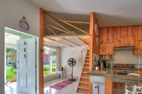 Romantic Tiny Apartment