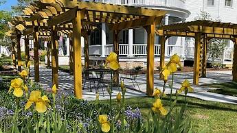 The Edenton Collection-Captain's Quarters Inn