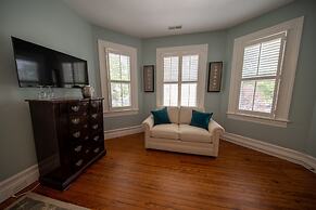 The Edenton Collection-Captain's Quarters Inn