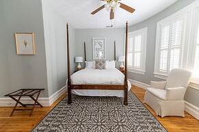 The Edenton Collection-Captain's Quarters Inn