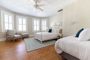 The Edenton Collection-Captain's Quarters Inn