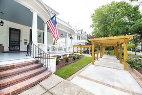 The Edenton Collection-Captain's Quarters Inn