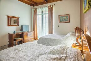 The Blue Suites & Spa