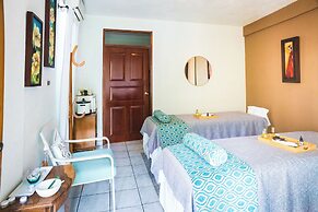 The Blue Suites & Spa