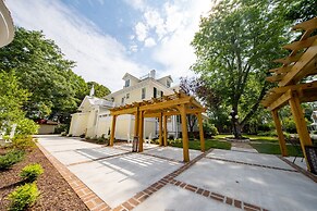 The Edenton Collection-The Granville Queen Inn