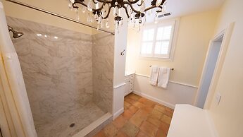 The Edenton Collection-The Granville Queen Inn