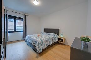 Boutique Apartment 8