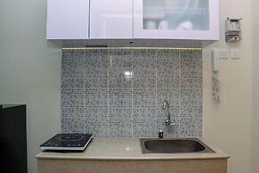 Elegant And Nice Studio At Evenciio Margonda Apartment