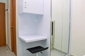 Elegant And Nice Studio At Evenciio Margonda Apartment