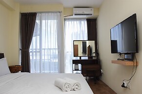 Nice And Cozy Studio At Tifolia Apartment