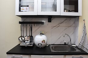 Nice And Cozy Studio At Tifolia Apartment