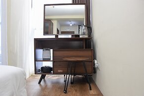 Nice And Cozy Studio At Tifolia Apartment