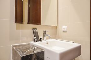 Comfort And Elegant 2Br At Permata Hijau Suites Apartment