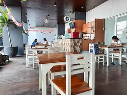 Nice And Cozy Studio At Tamansari Mahogany Karawang Apartment