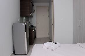 Great Location Studio Room At Patraland Urbano Apartment