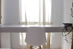 Great Location Studio Room At Patraland Urbano Apartment