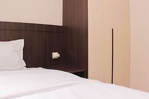 Comfy And Warm 2Br At Springlake Summarecon Bekasi Apartment