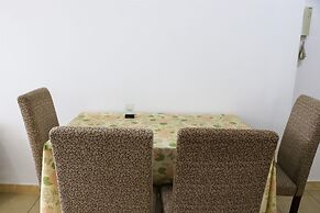 Spacious And Elegant 3Br At Grand Palace Kemayoran Apartment