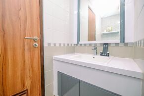 Nice And Comfortable 2Br Apartment At Royal Olive Residence