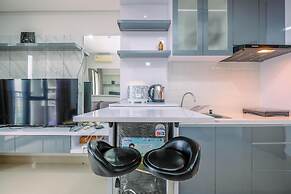 Nice And Comfortable 2Br Apartment At Royal Olive Residence