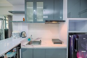 Nice And Comfortable 2Br Apartment At Royal Olive Residence