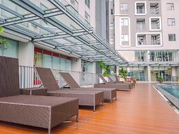 Nice And Comfortable 2Br Apartment At Royal Olive Residence