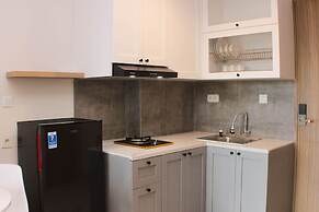 Nice And Cozy 1Br At Tamansari Iswara Apartment