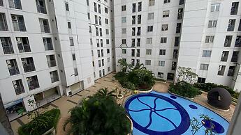 Nice And Strategic 2Br Apartment At Bassura City
