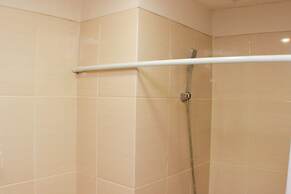 Comfort Studio Room At Oasis Cikarang Apartment