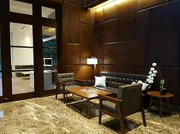 Nice and Elegant 2BR Apartment at Veranda Residence Puri