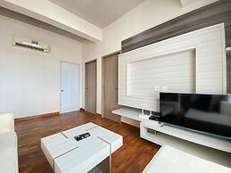 Luxury Spacious 3Br Apartment At Newton Residence Bandung