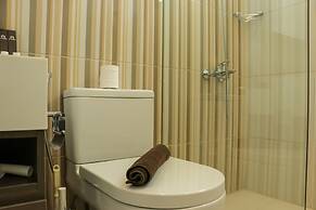 Spacious And Modern 3Br Apartment At Simprug Park Residences