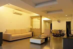 Big And Elegant 3Br Apartment At Simprug Park Residences