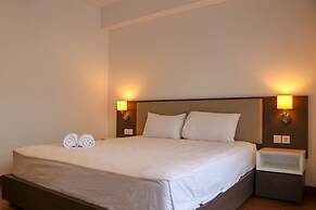 Big And Elegant 3Br Apartment At Simprug Park Residences